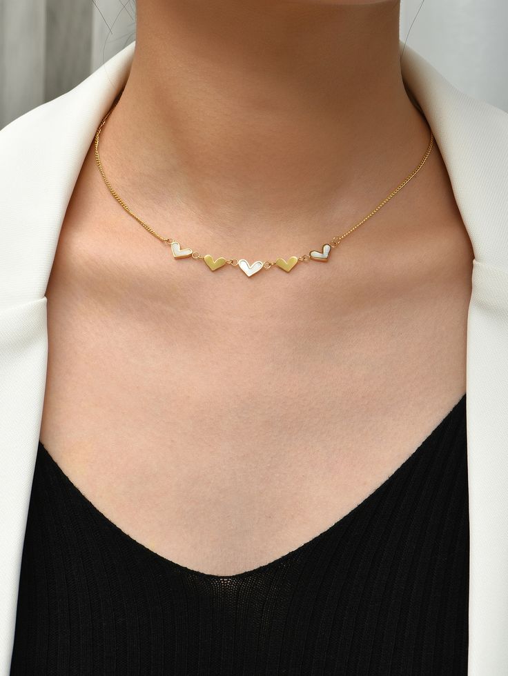 Shell Heart Necklace – Effortless Elegance