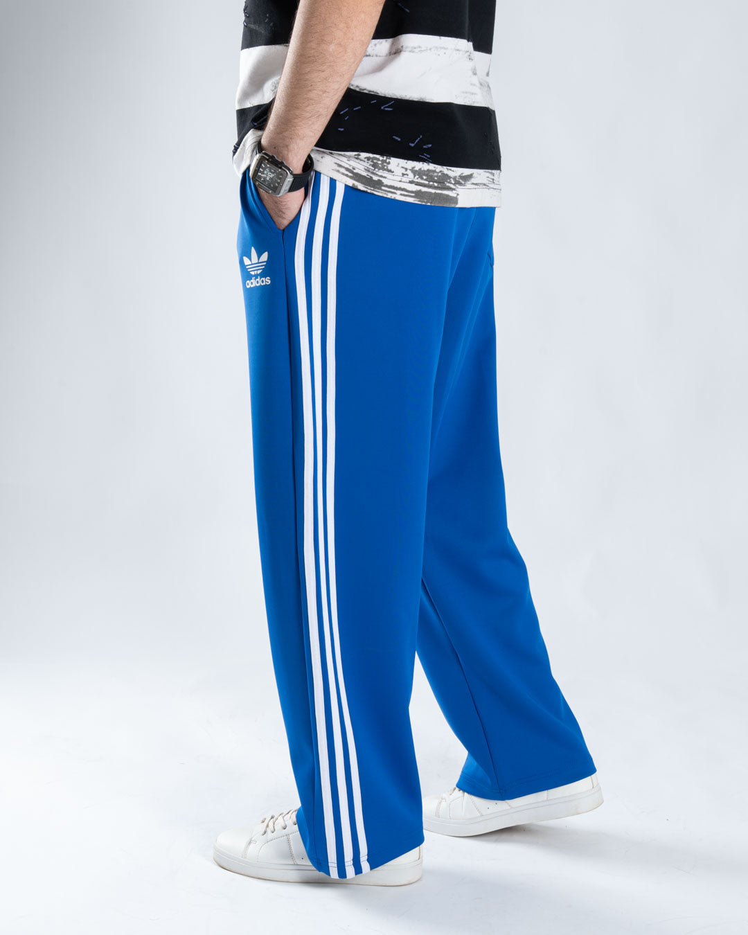 Adidas Wide leg sweetpants